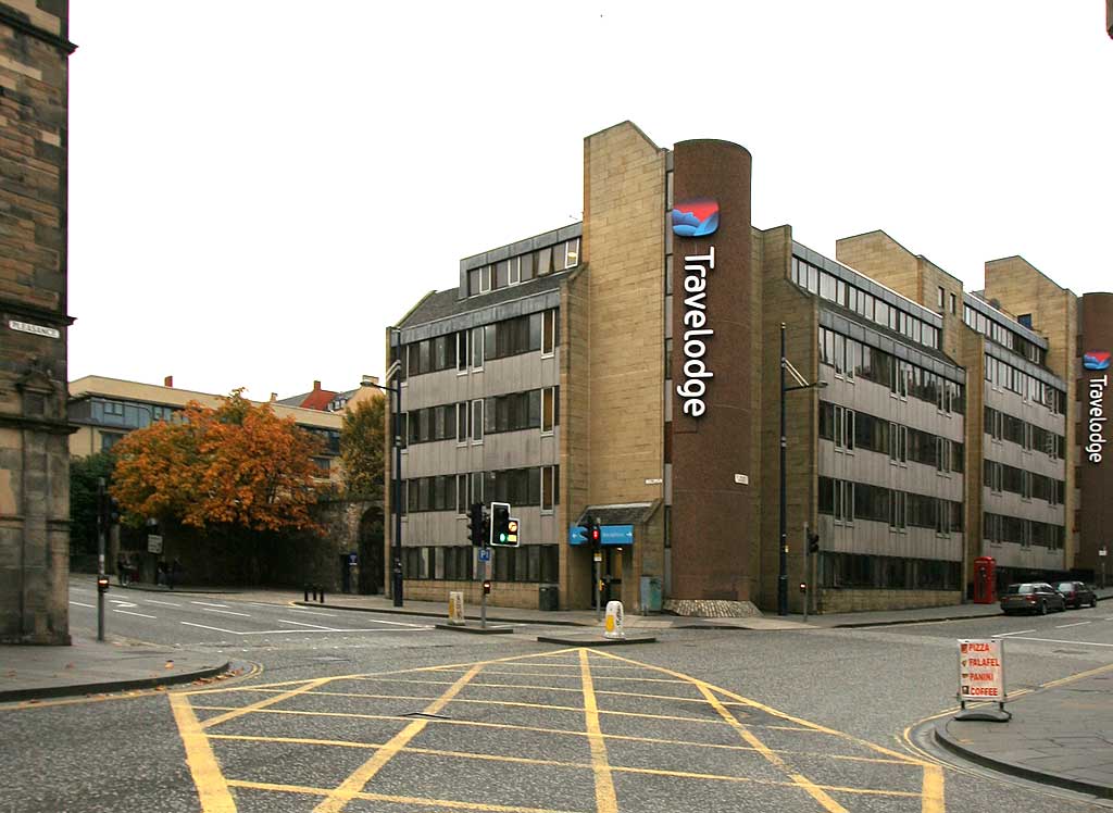 St Mary Street, 2009  -  Travelodge