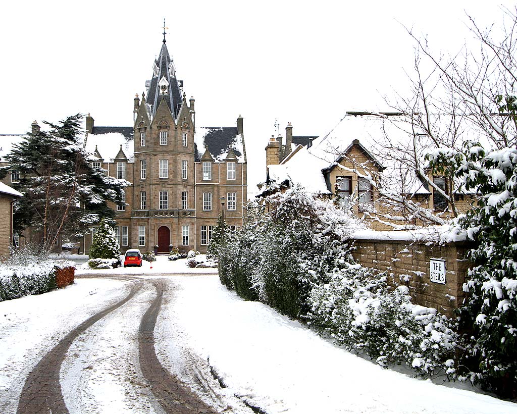 City Poorhouse at The Stellis, off Greenbank Drive, Edinburgh  -  December 24, 2009The Steils, Greenbank Edinburgh - On the north side of Greenbank Drive  -  What bulding was this?