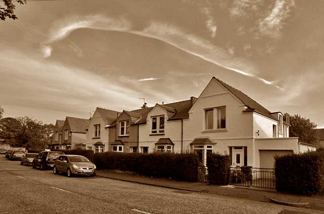 Looking to the east along Wardie Crescent towards Granton Road