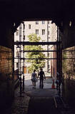 Entry to Wardrop's Close  -  to the north of the Lawnmarket, near the top of the Royal Mile