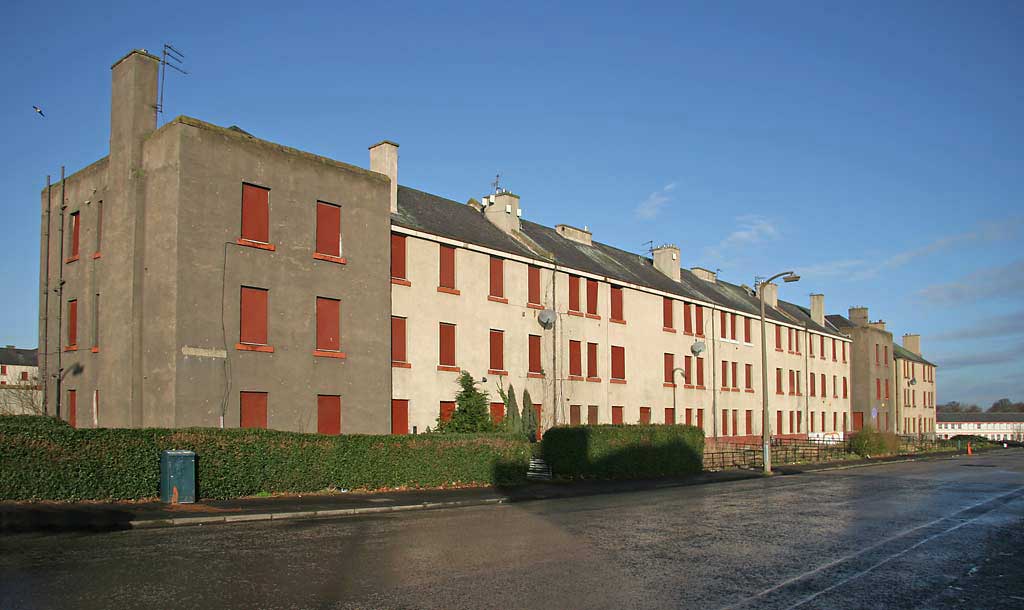 West side of Wauchope Avenue, Craigmillar  -  2007