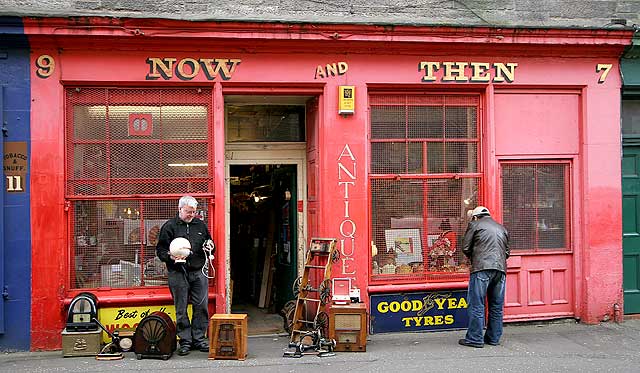  Edinburgh Shops - 7 + 9 West Crosscauseway - 'Now and Then'