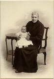 Platinotype print of a lady and child  -  Yernury & Son  -  Churchhill, Edinburgh