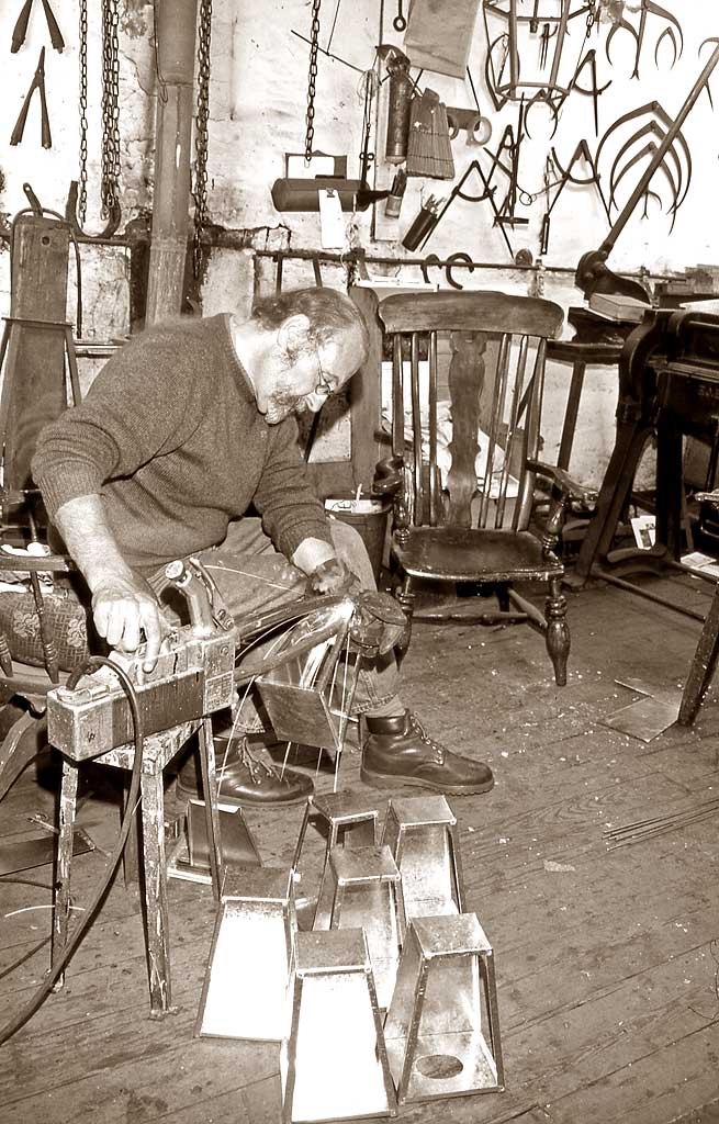 Lonsdale & Dutch  -  Tinsmiths, Edinburgh  -  1994